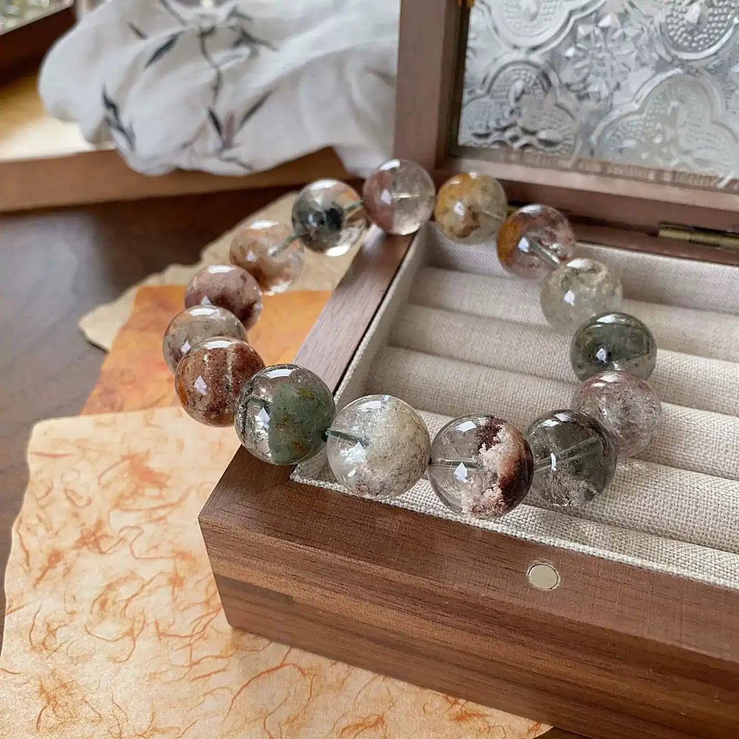 Four Seasons Phantom Quartz Bracelet – Multicolor Healing Crystal for Wealth Flow & Abundance